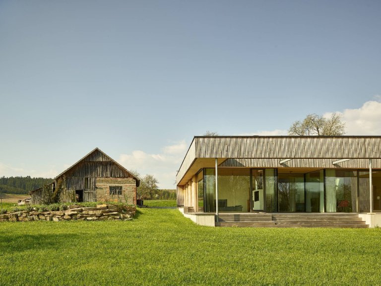 Dřevostavba jako kombinace dřeva a skla?