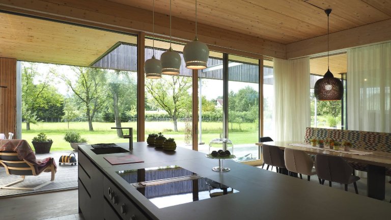 Dřevostavba jako kombinace dřeva a skla?