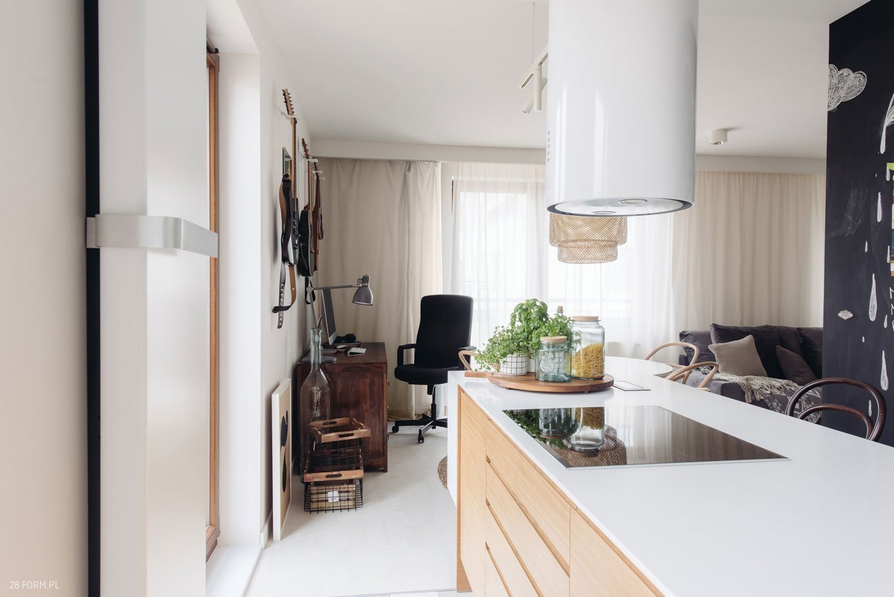 Dům s tabulí místo stěny