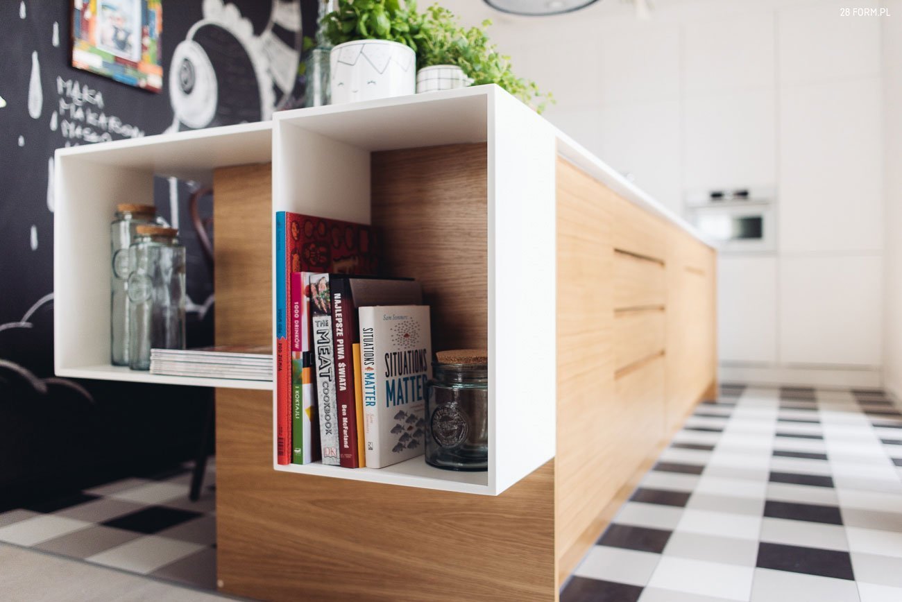 Dům s tabulí místo stěny