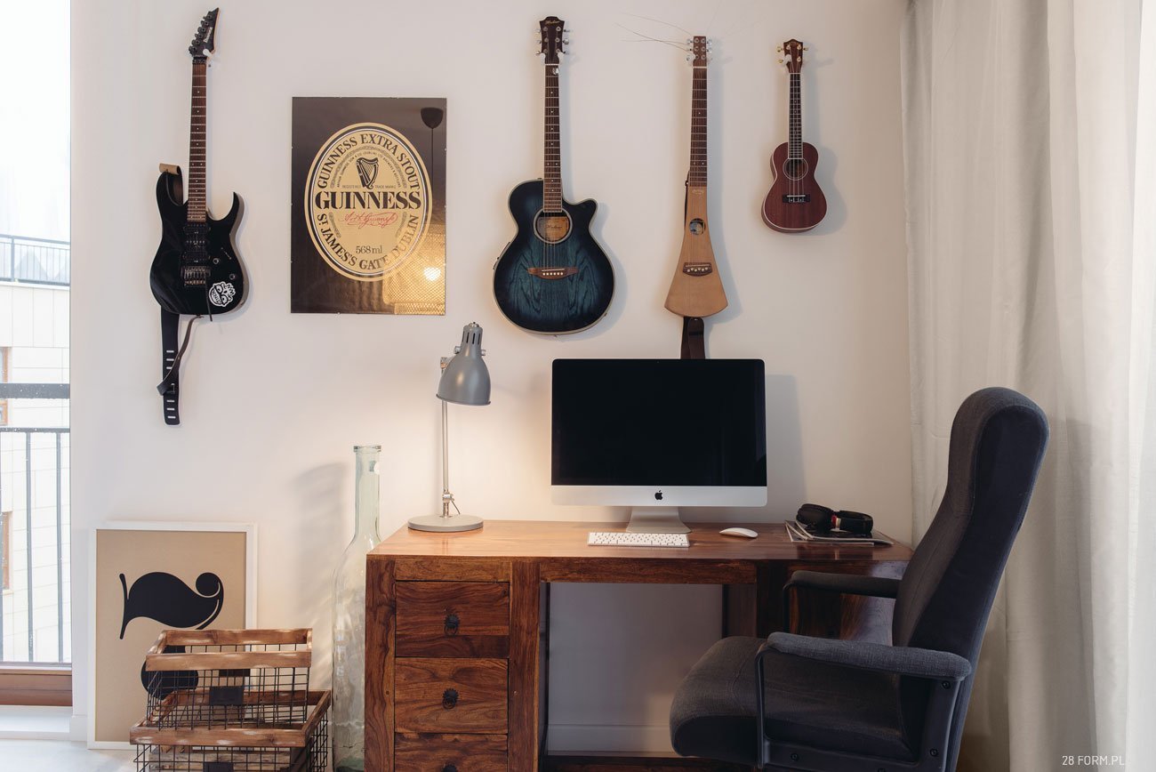 Dům s tabulí místo stěny