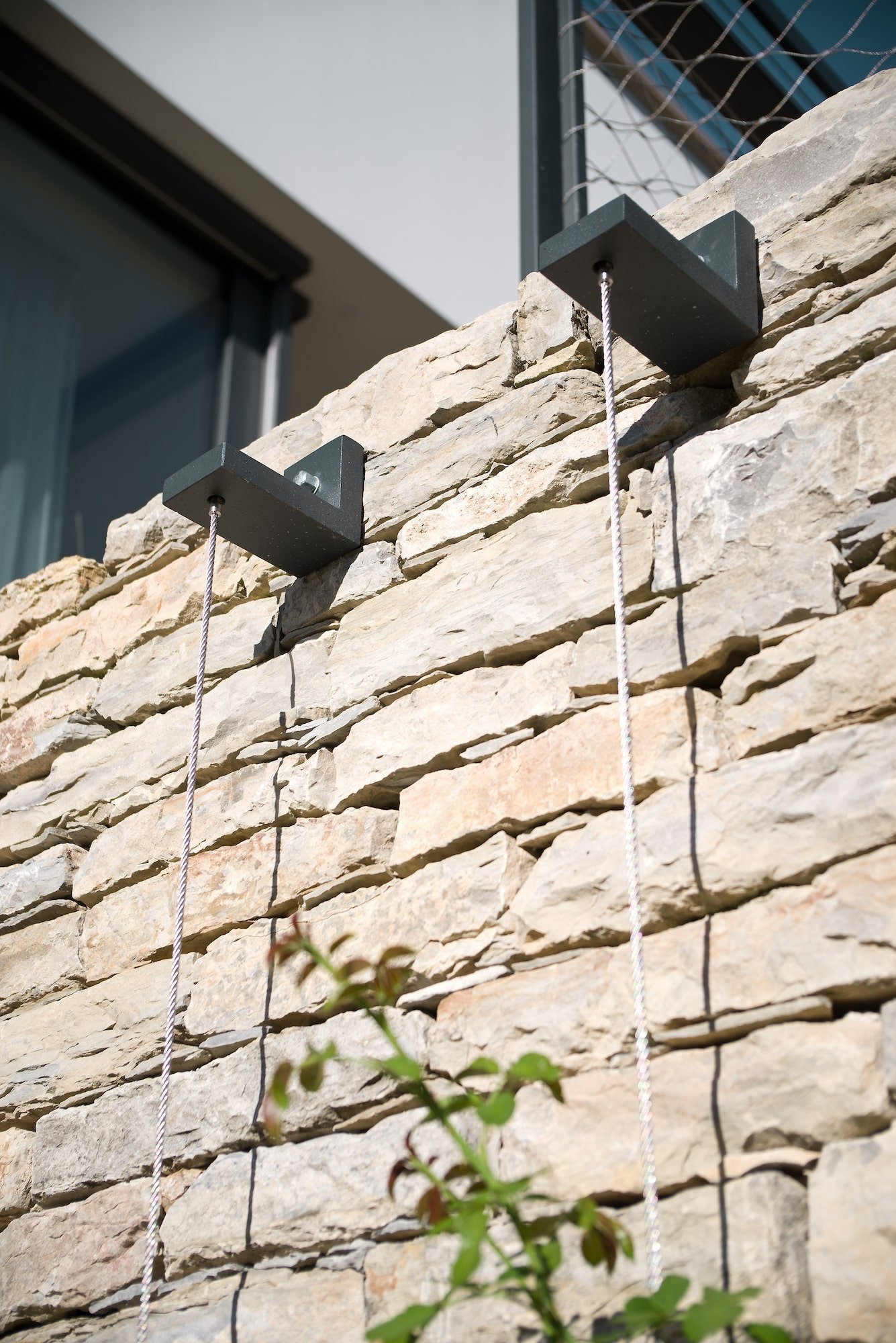 Funkcionalistická vila na skále