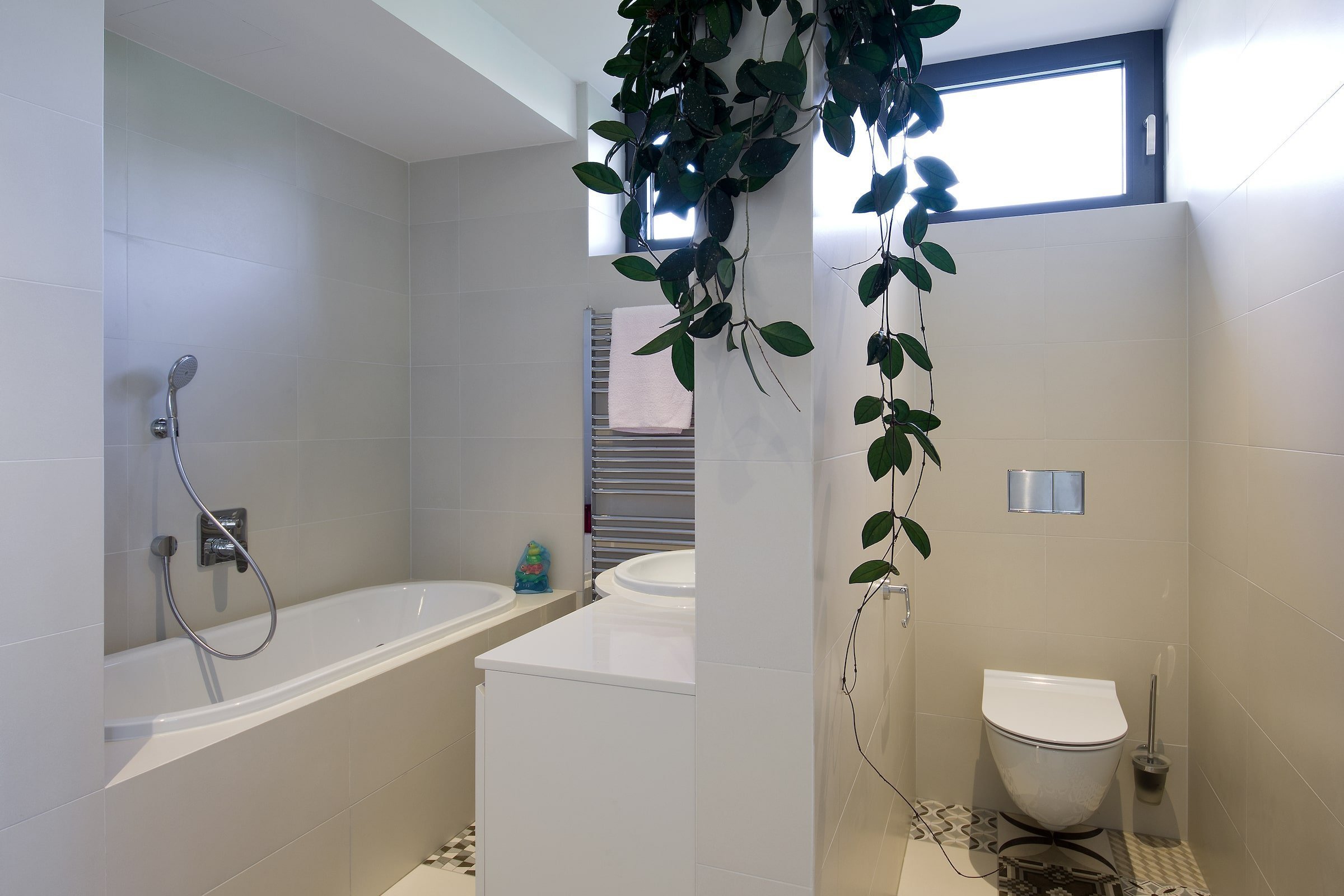 Funkcionalistická vila na skále