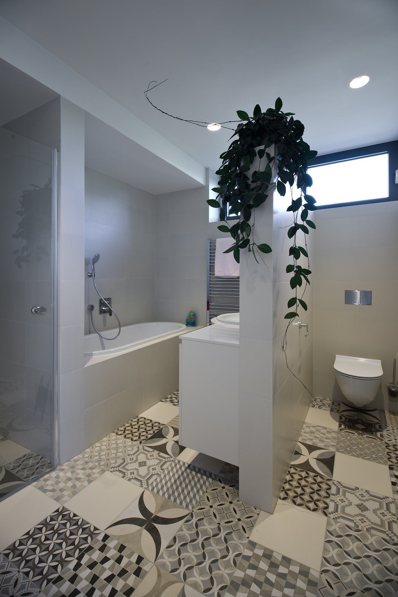 Funkcionalistická vila na skále