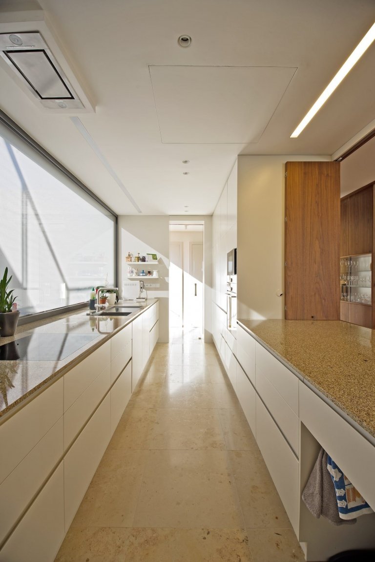 Funkcionalistická vila na skále