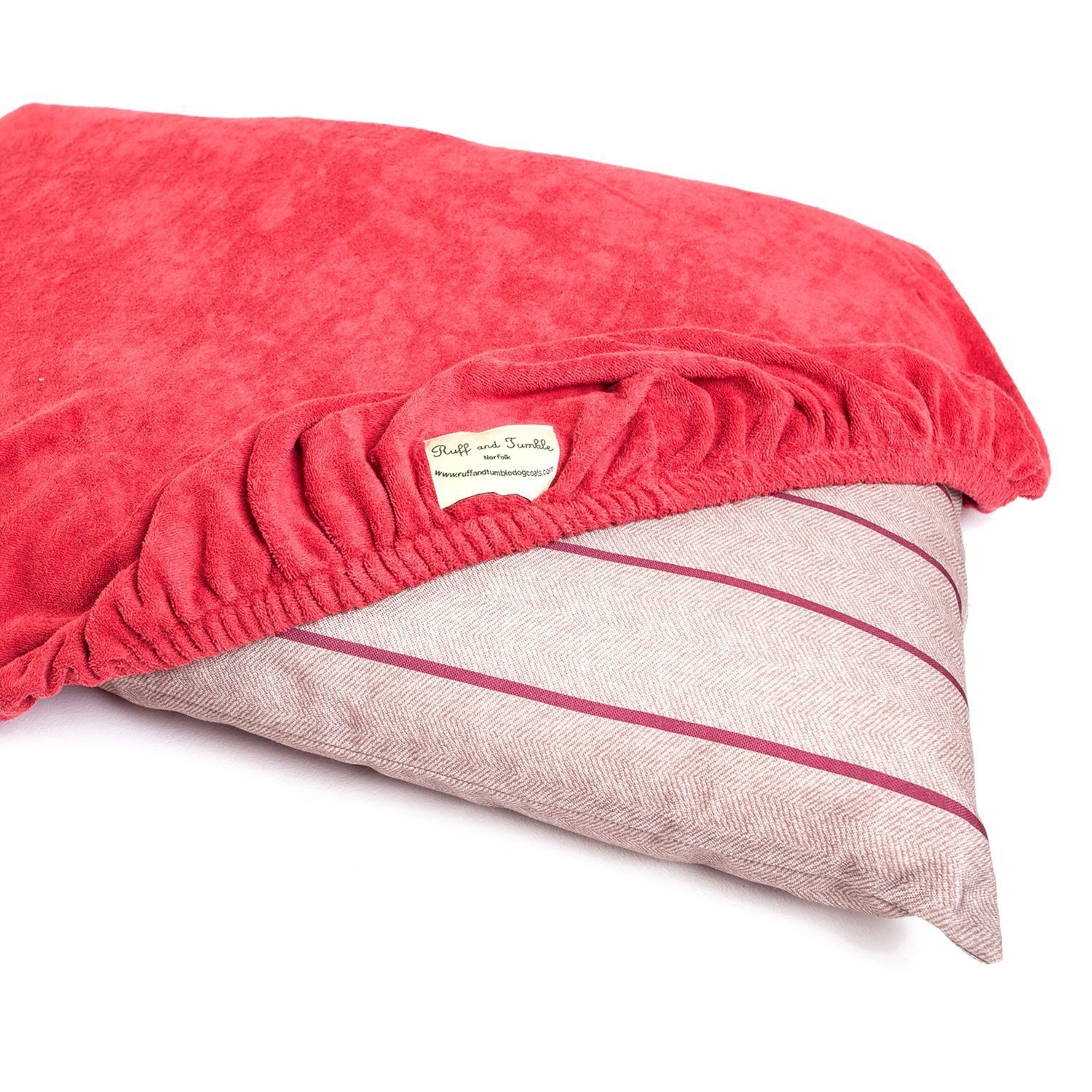 Pelíšek by měl mít odnímatelný povlak pro snadné praní.