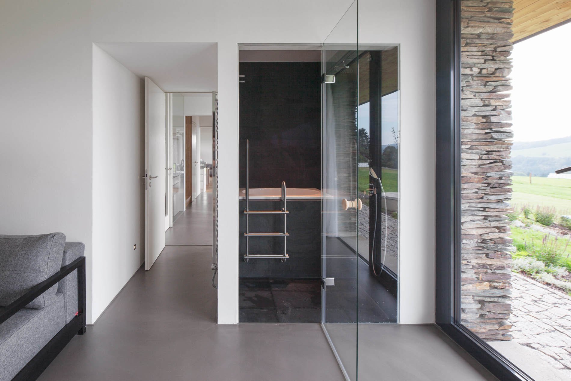 Klasická stodola z moderních materiálů