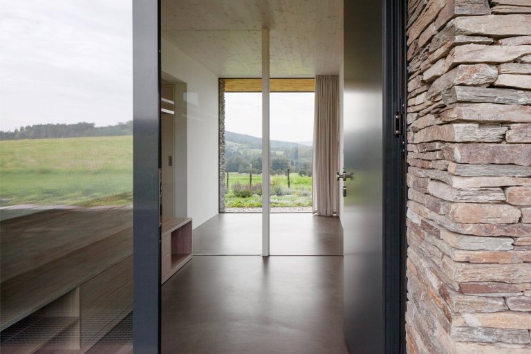 Klasická stodola z moderních materiálů