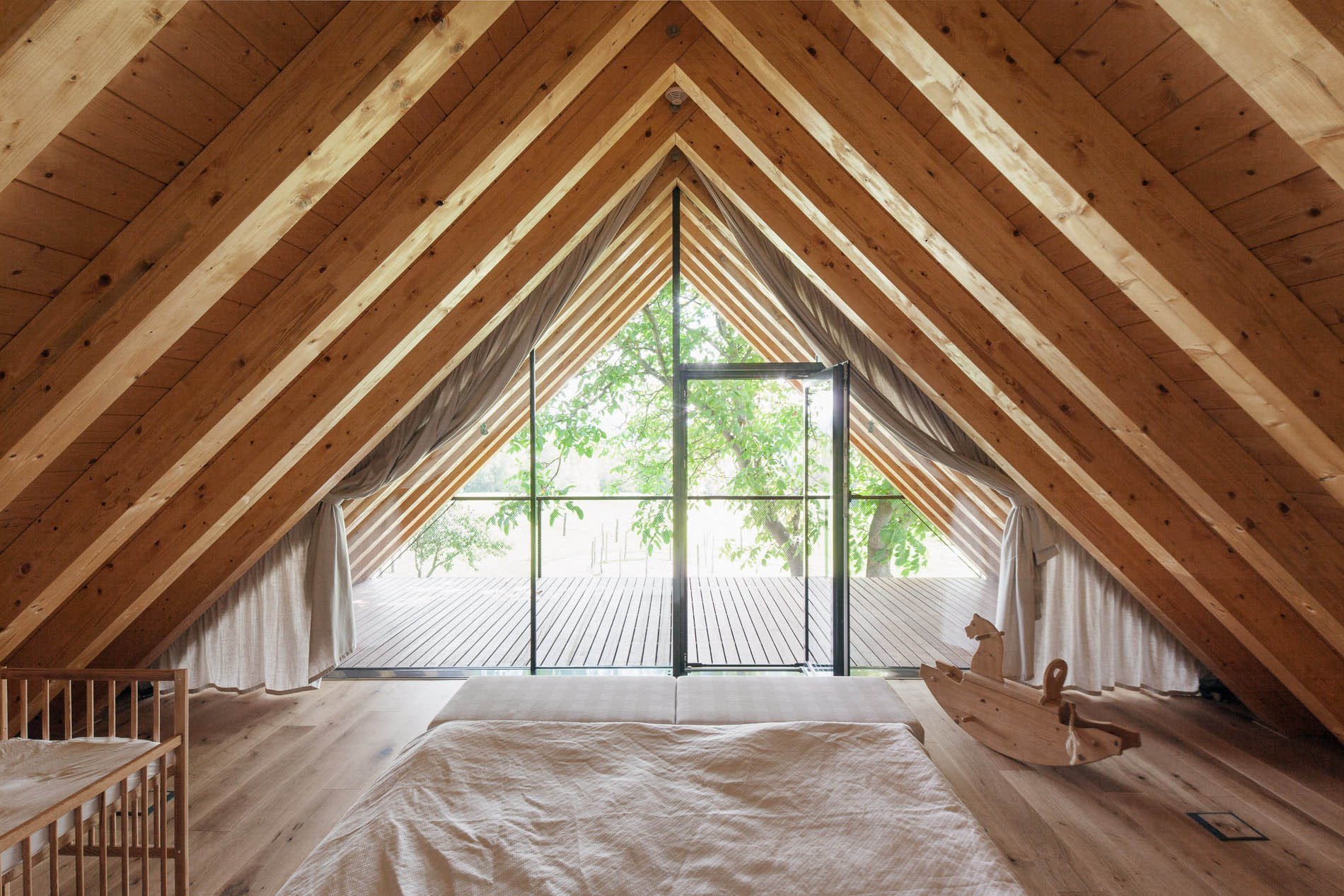 Klasická stodola z moderních materiálů