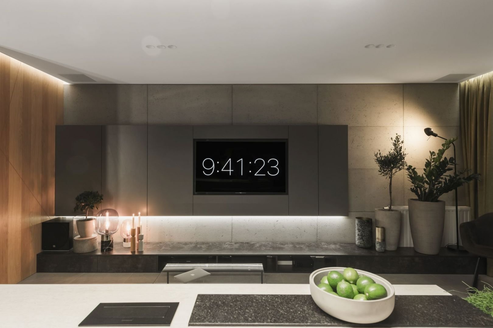 Moderní bydlení v přírodních tónech