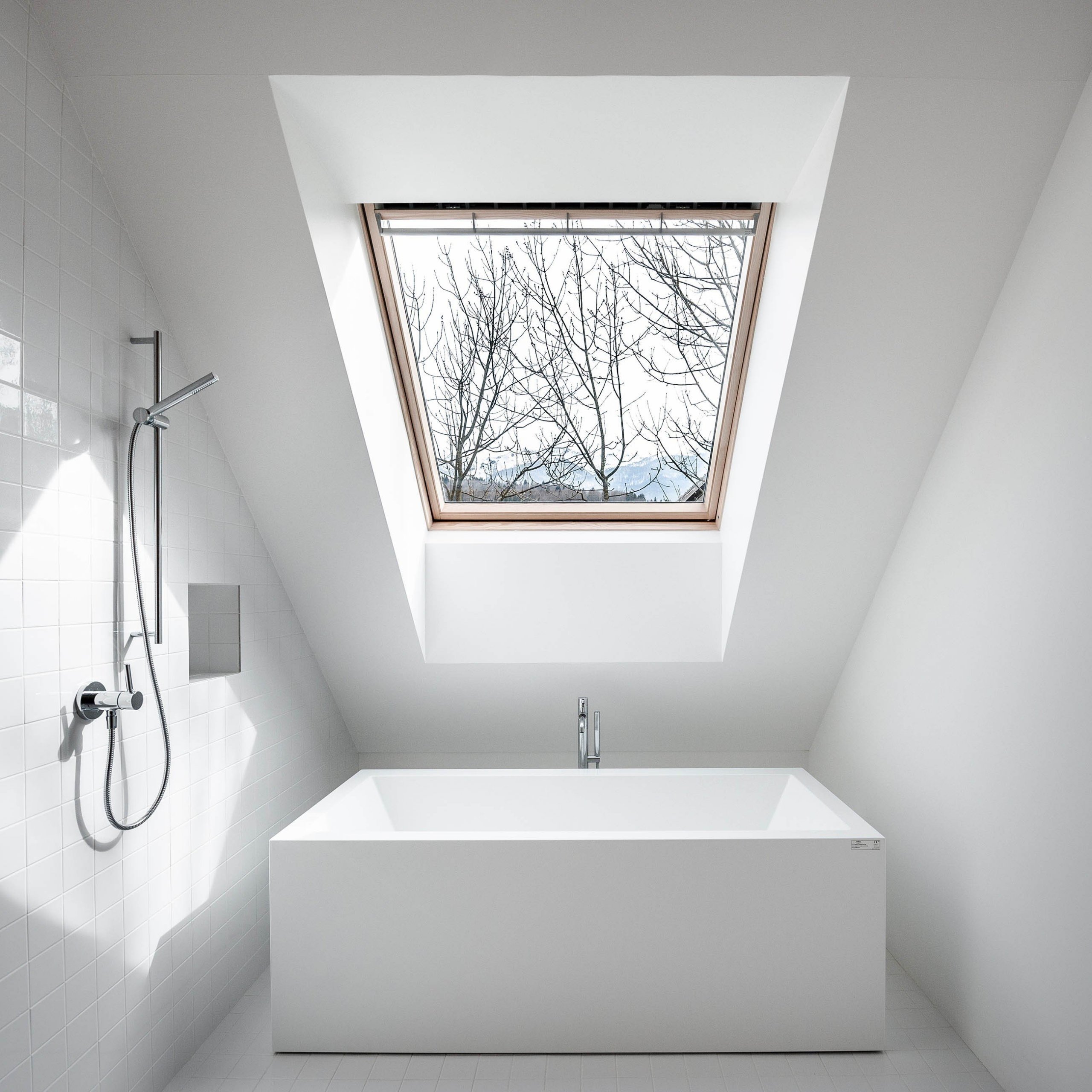 V jednoduchosti je krása – moderní dům v chráněné oblasti