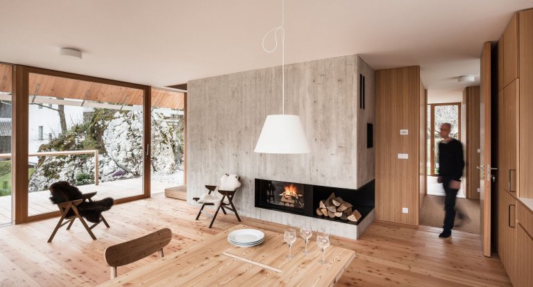 V jednoduchosti je krása – moderní dům v chráněné oblasti