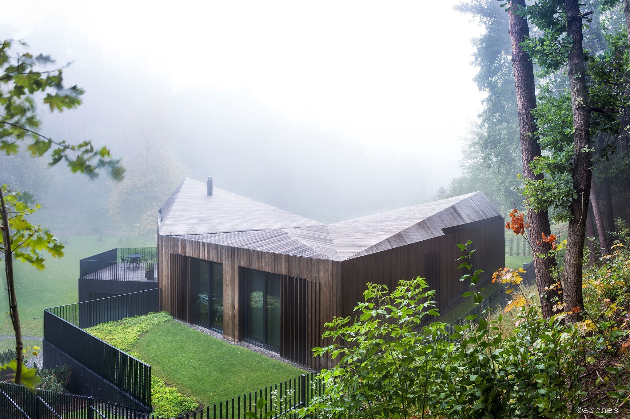 Nádherná vila ukrytá v lesích