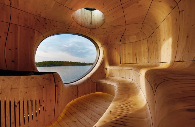 Netradiční sauna s výhledem na jezero