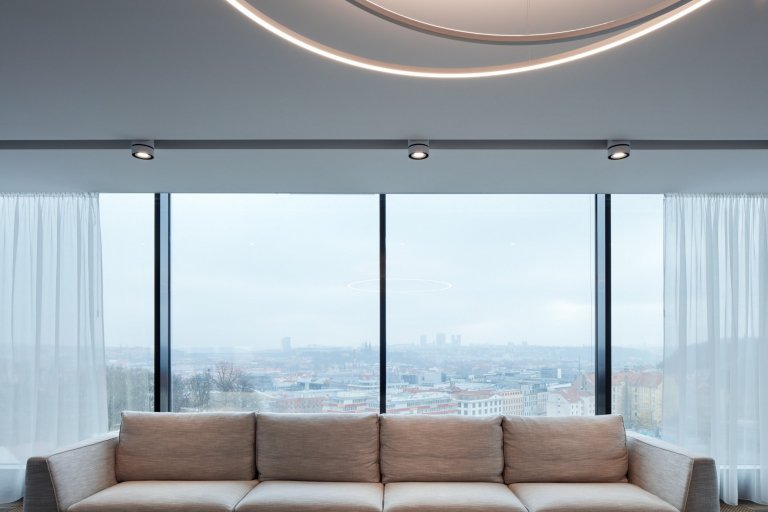 Penthouse z Prahy je bydlením snů