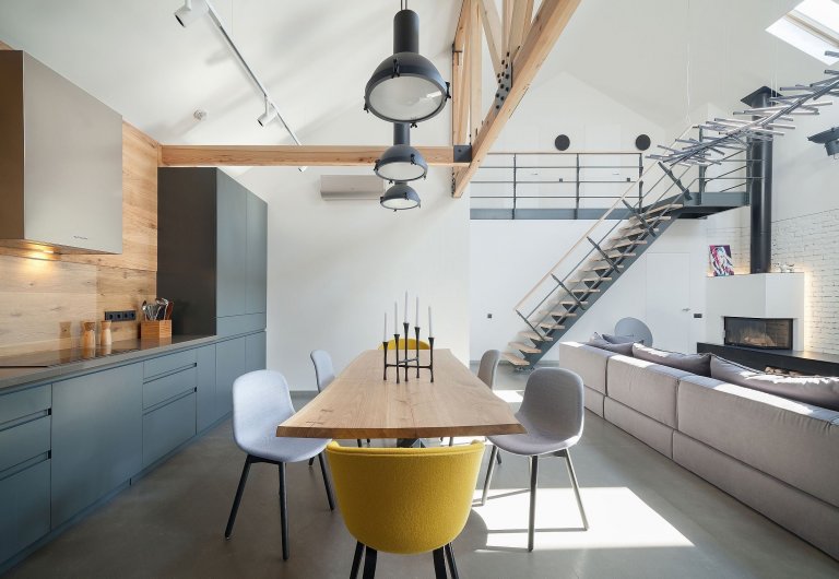 Rekonstrukce domu pro mladou rodinu