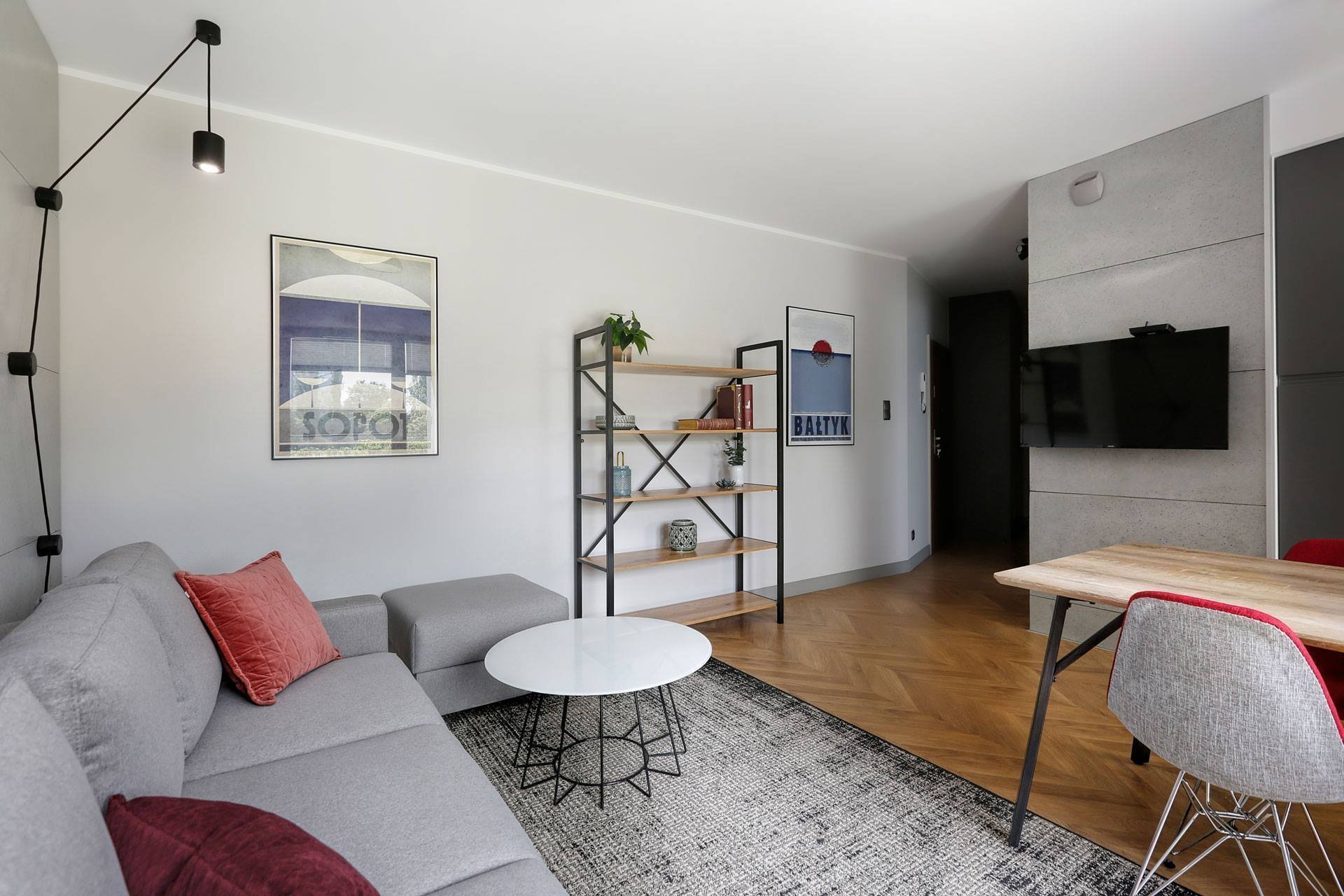 Šedá barva v interiéru není nuda