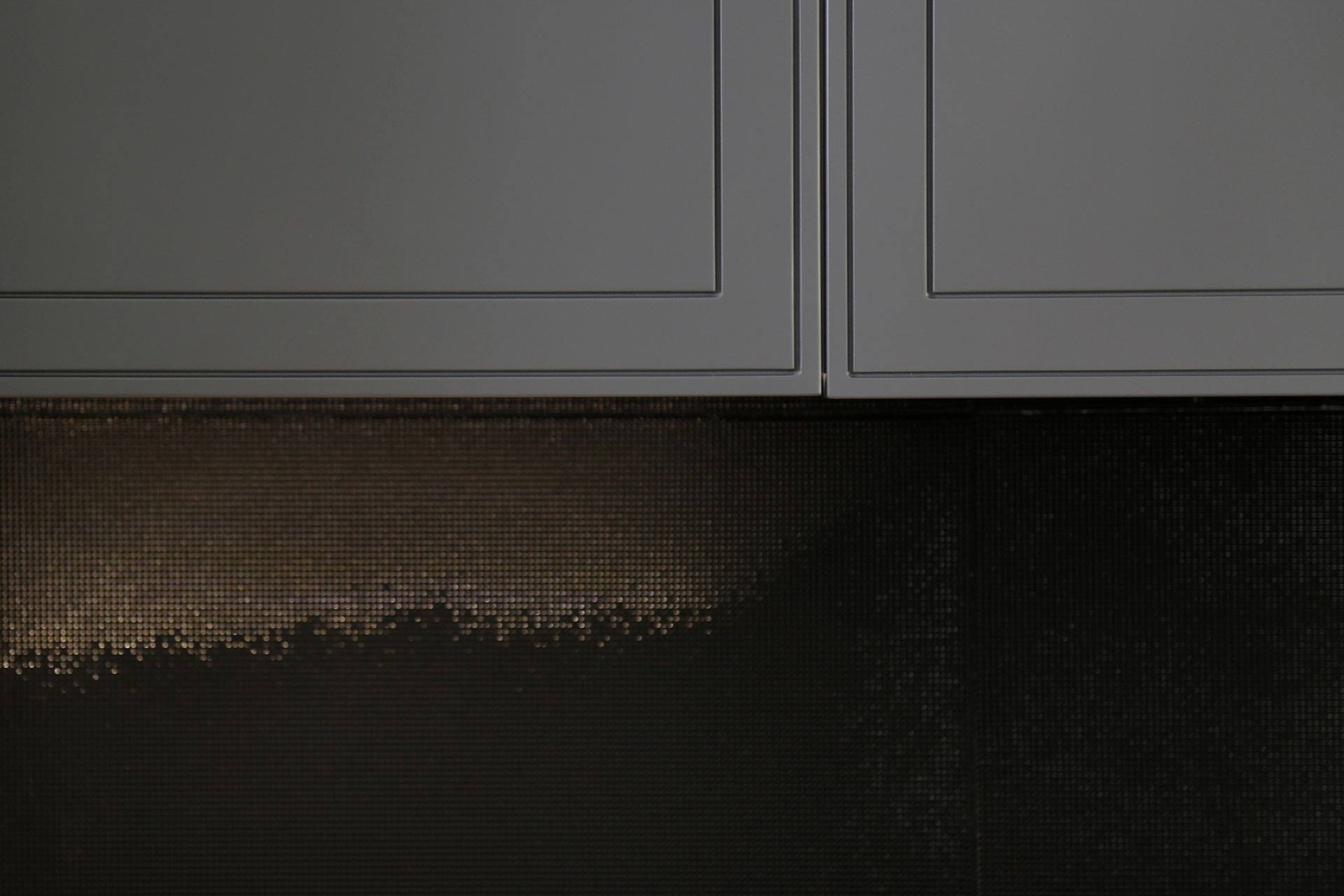 Šedá barva v interiéru není nuda