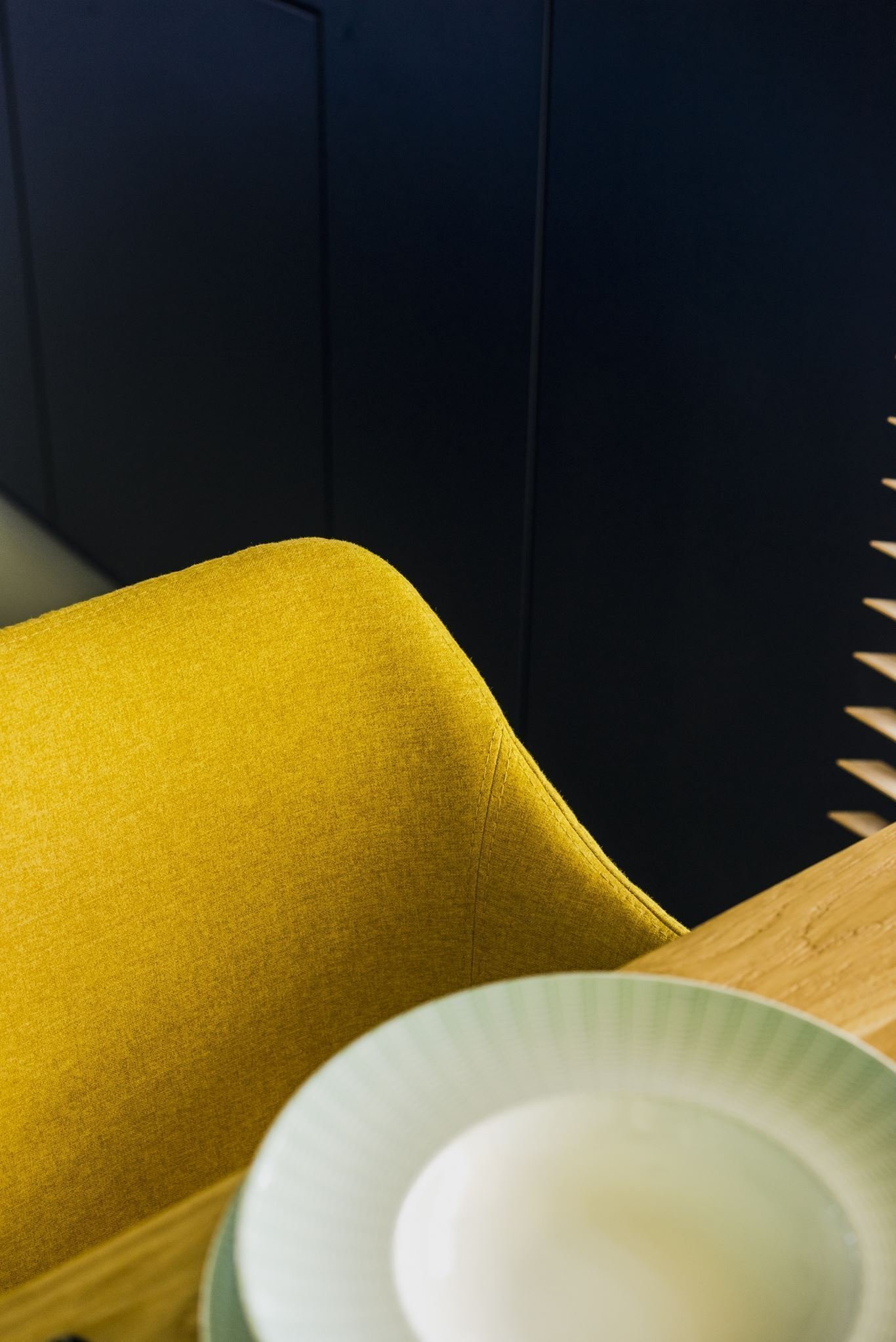 Sen o moderním bydlení v bažinaté krajině