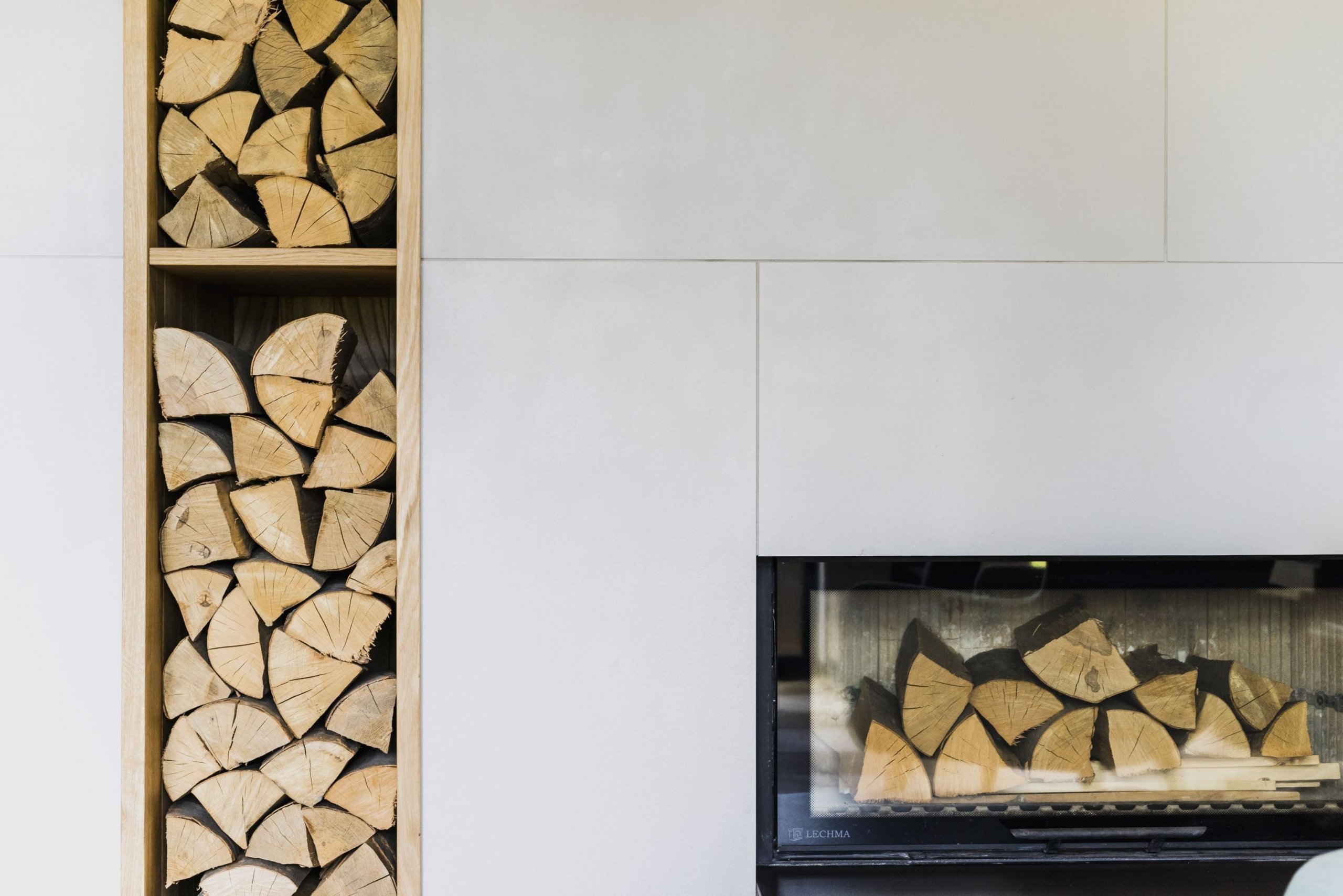 Sen o moderním bydlení v bažinaté krajině