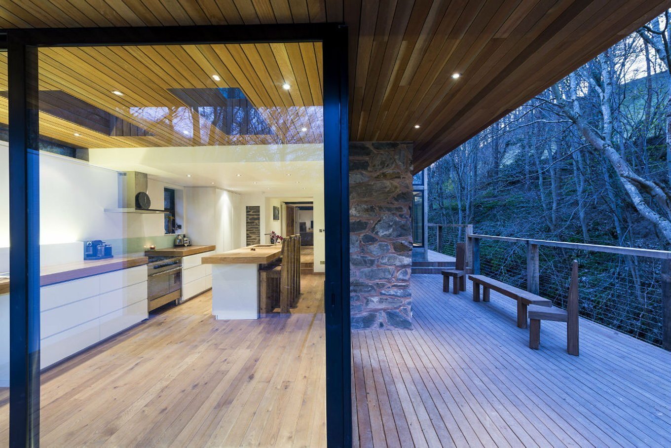 Starý mlýn přeměnili na útulné víkendové sídlo