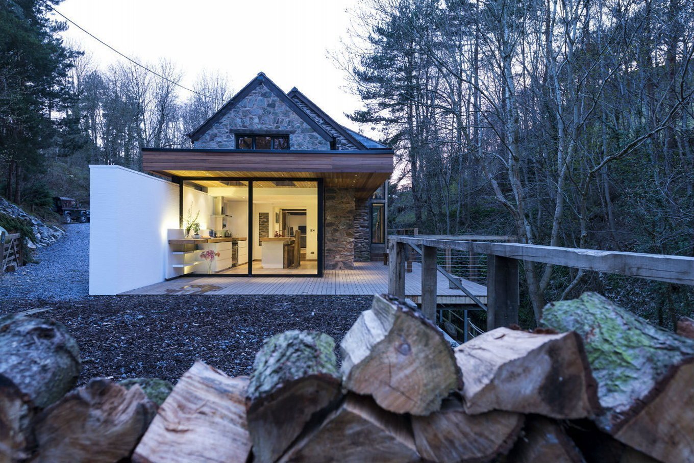 Starý mlýn přeměnili na útulné víkendové sídlo