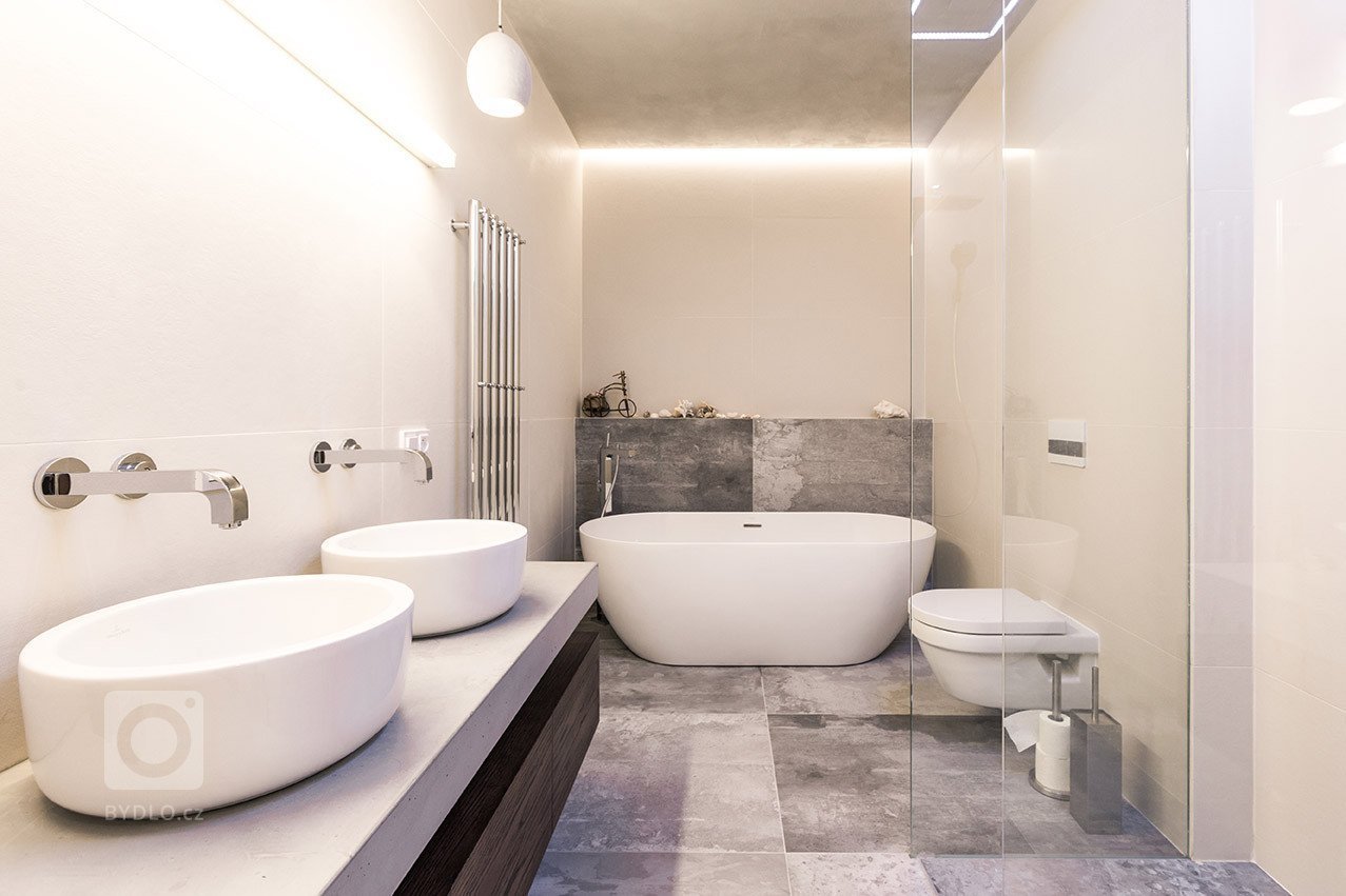 Vana nebo sprchový kout?