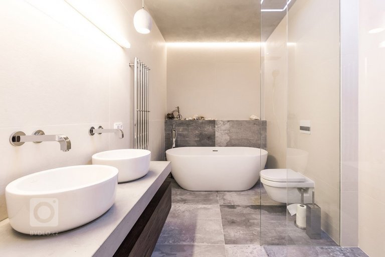 Vana nebo sprchový kout?