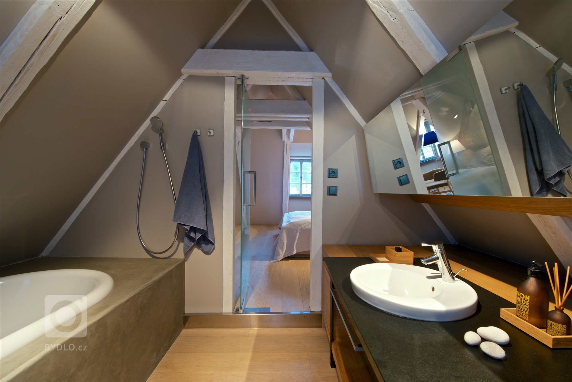 Vana nebo sprchový kout?