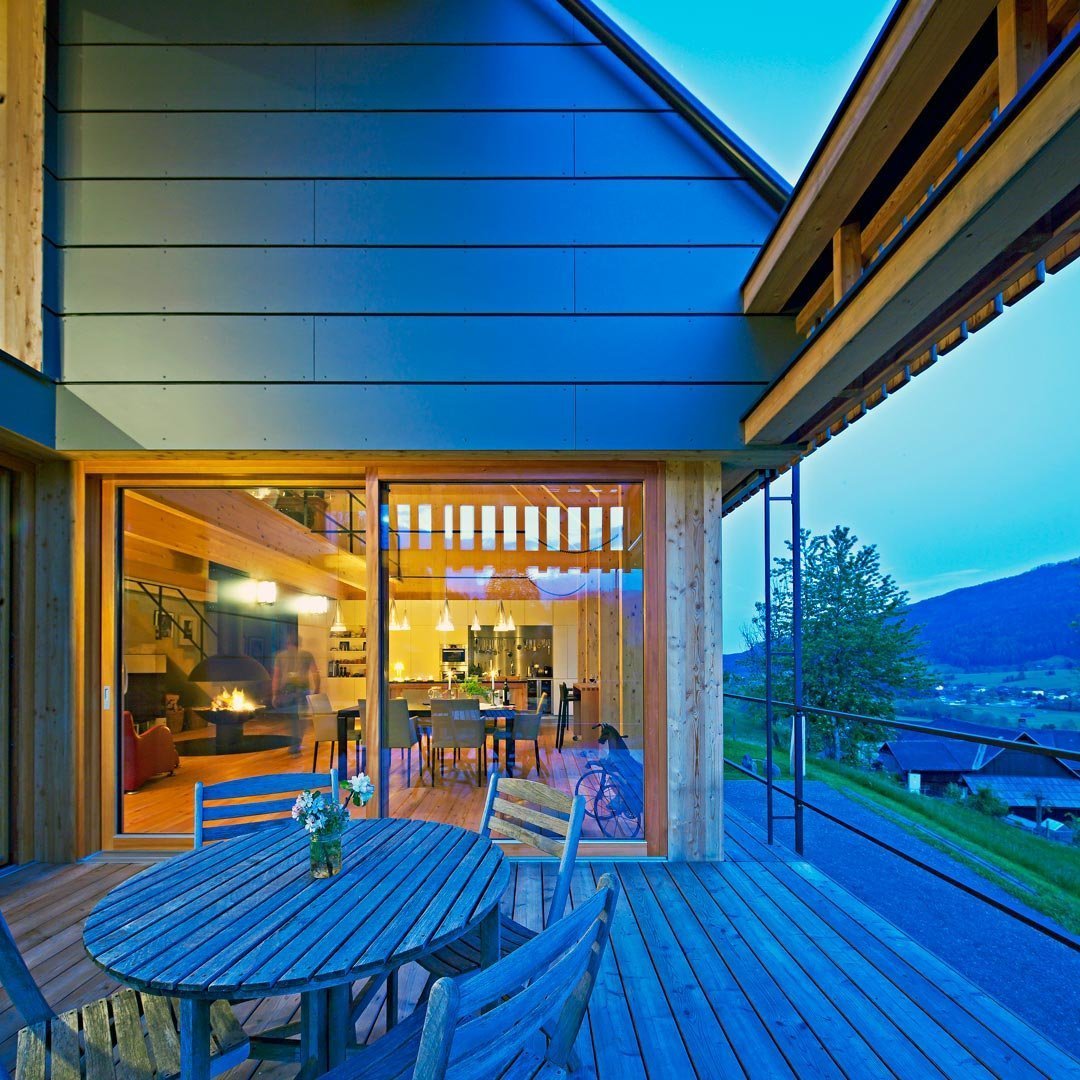 Almhaus, aneb víkendový dům imitující stodolu