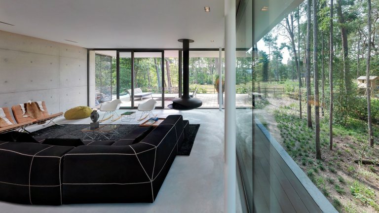 Vila uvnitř i venku v čistém betonu