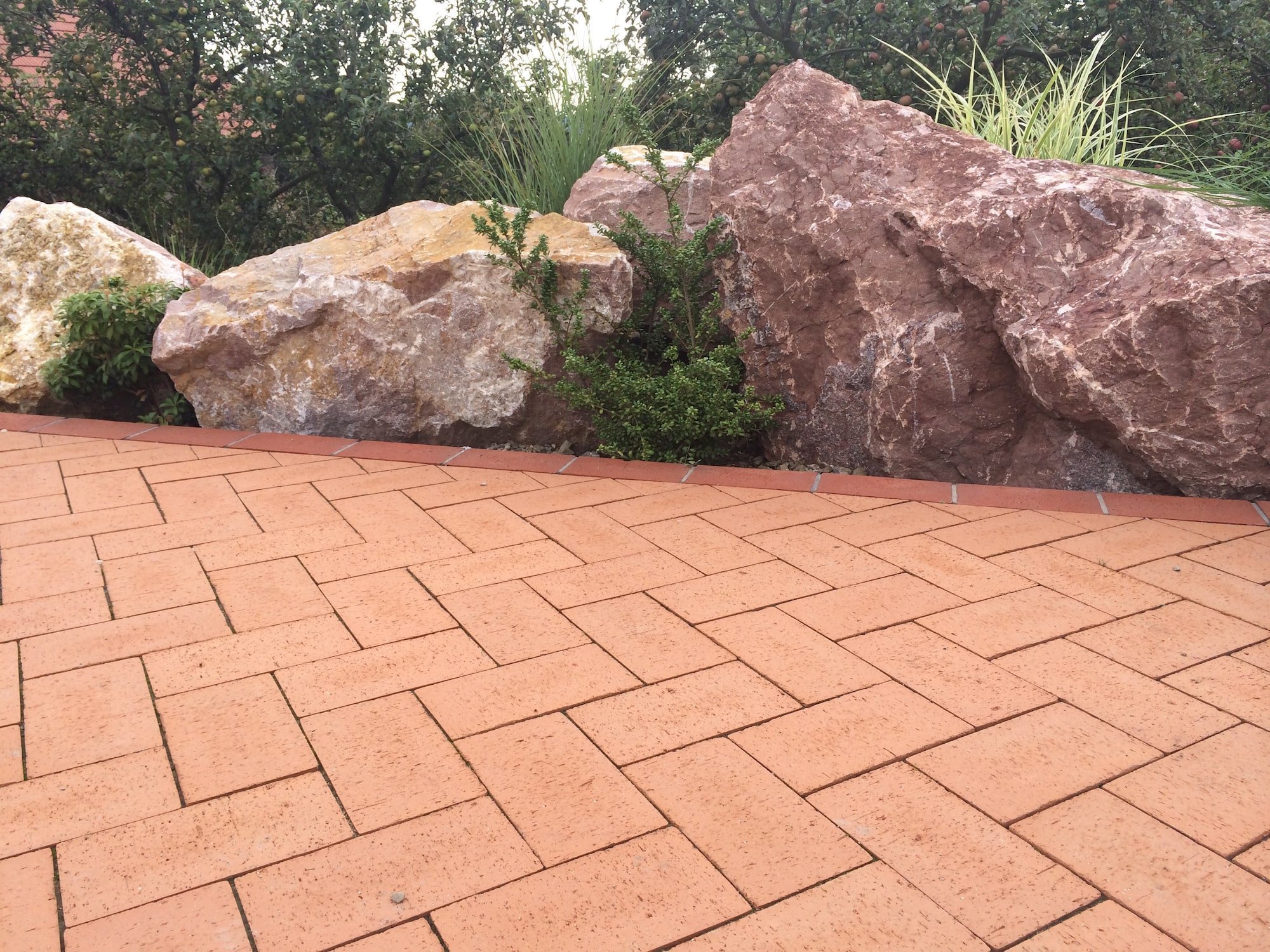 Systém TopStone představuje spojení přírodního kamene se zdravotně nezávadným pojivem