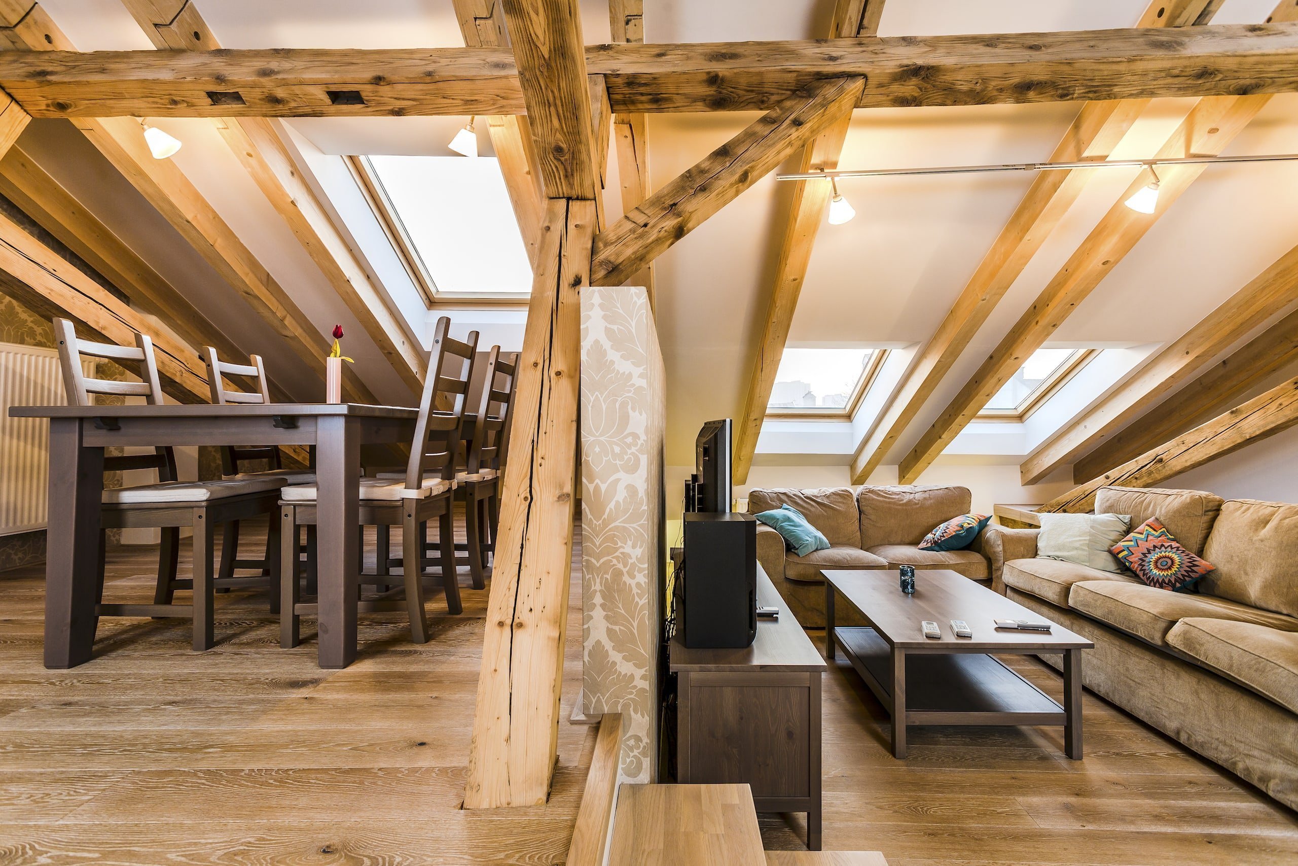 Ze staré půdy vzniklo luxusní bydlení pod hvězdami