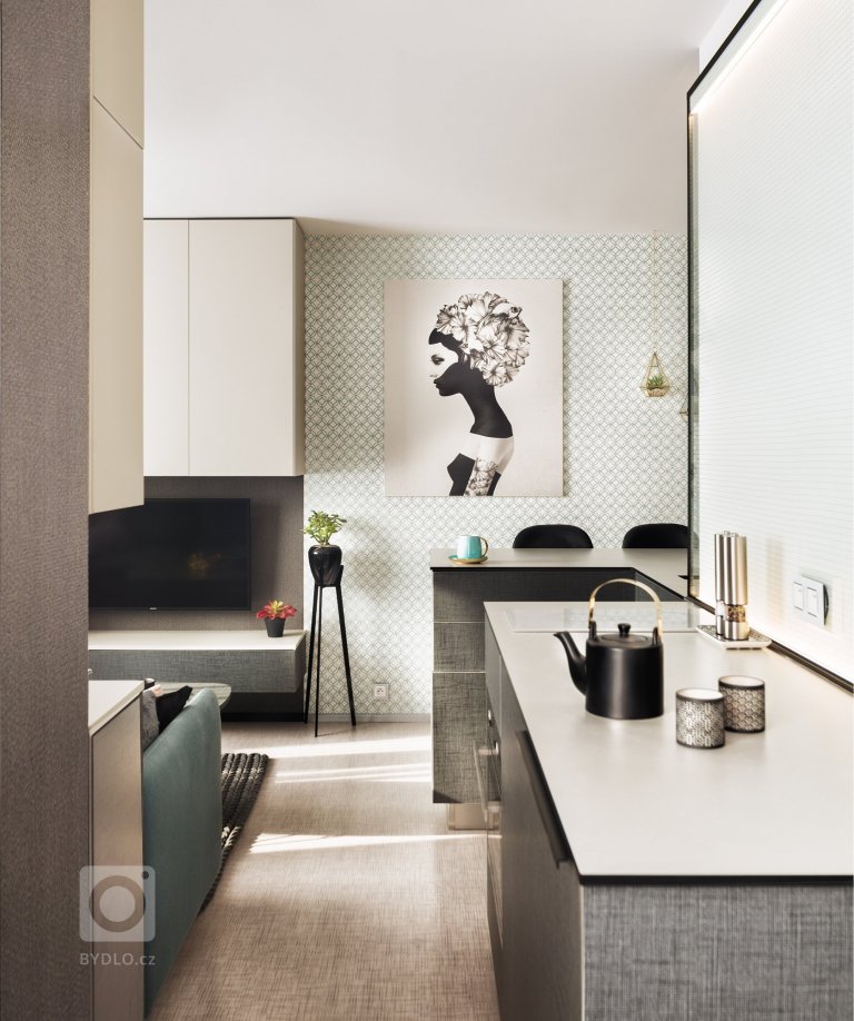 add picture to album