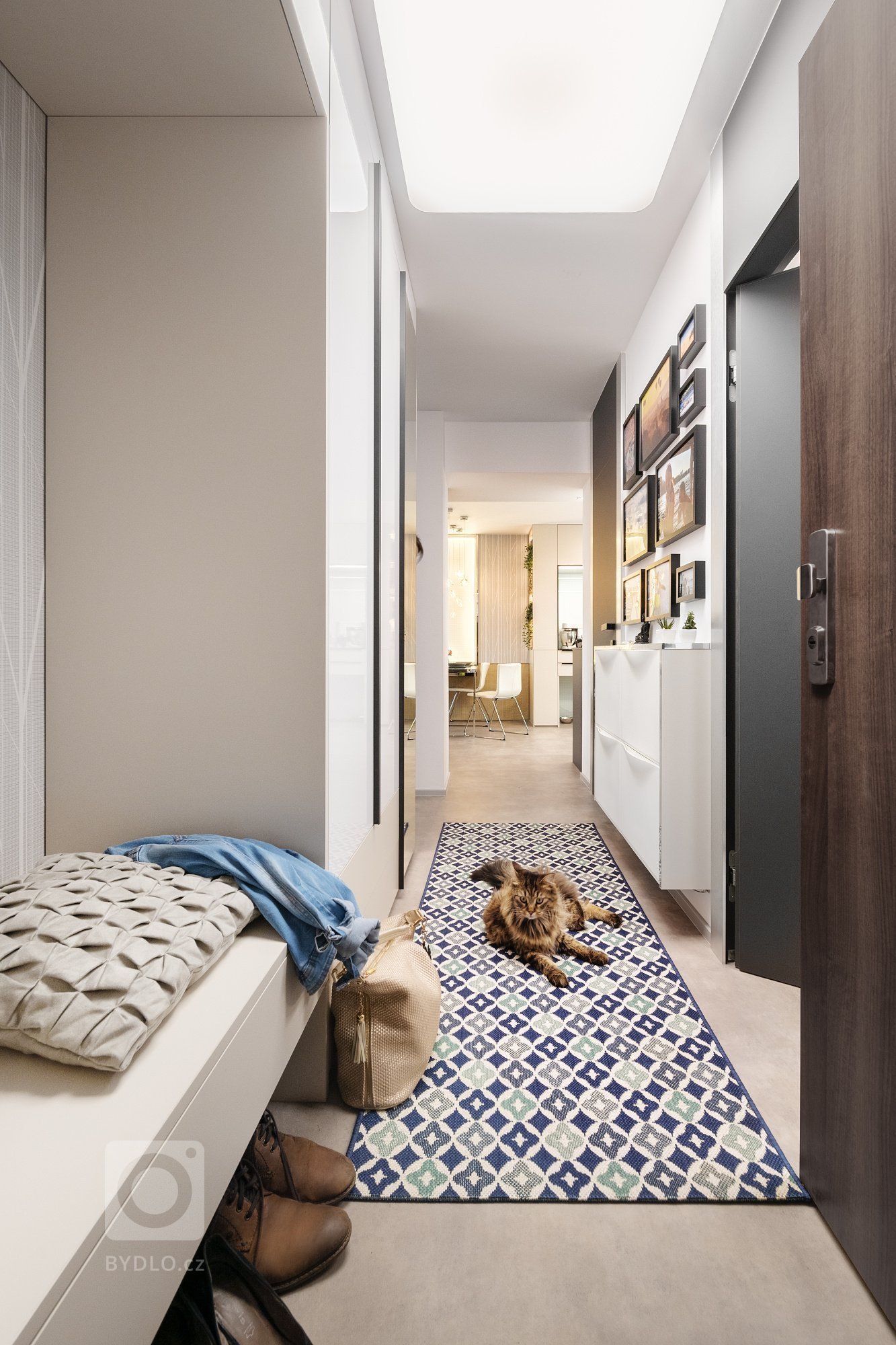 Změna dispozice na 3kk

Byt se nachází v&nbsp;bytovém domě postaveném v&nbsp;roce 1977.&nbsp; Výměra bytu včetně lodžie (3,5 m2) činí 72 m2. K&nbsp;bytu…