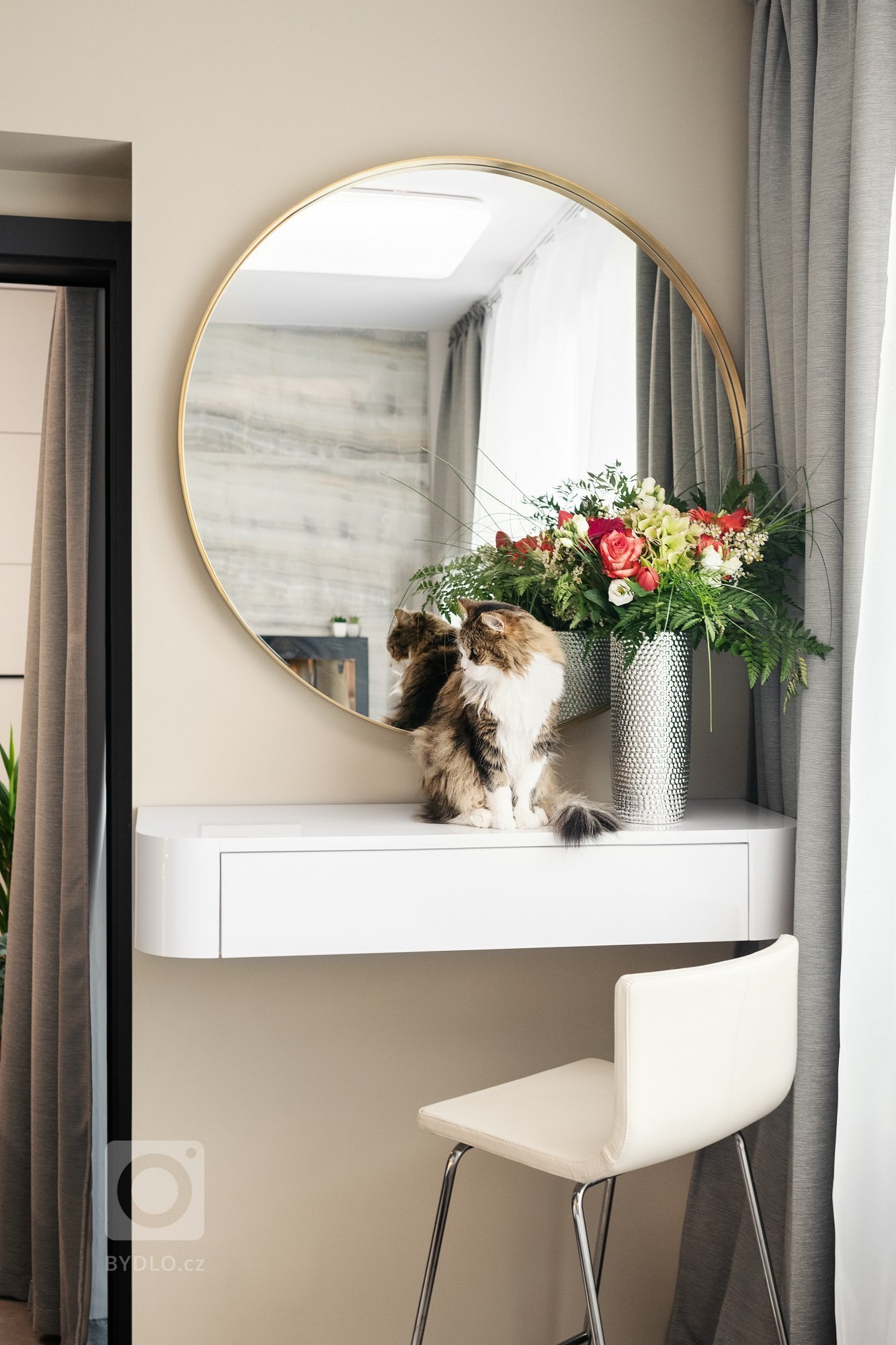 Změna dispozice na 3kk

Byt se nachází v&nbsp;bytovém domě postaveném v&nbsp;roce 1977.&nbsp; Výměra bytu včetně lodžie (3,5 m2) činí 72 m2. K&nbsp;bytu…