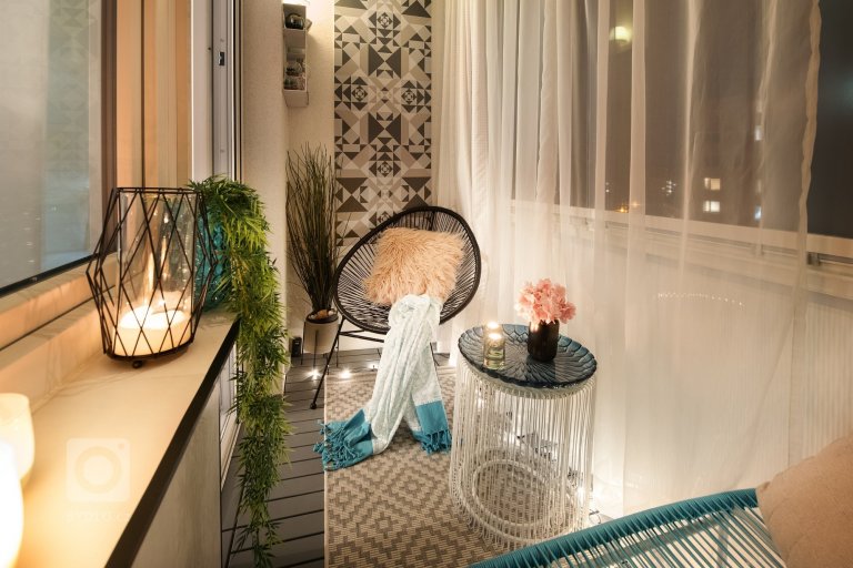 add picture to album