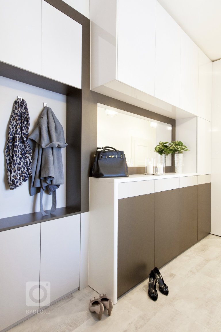 add picture to album