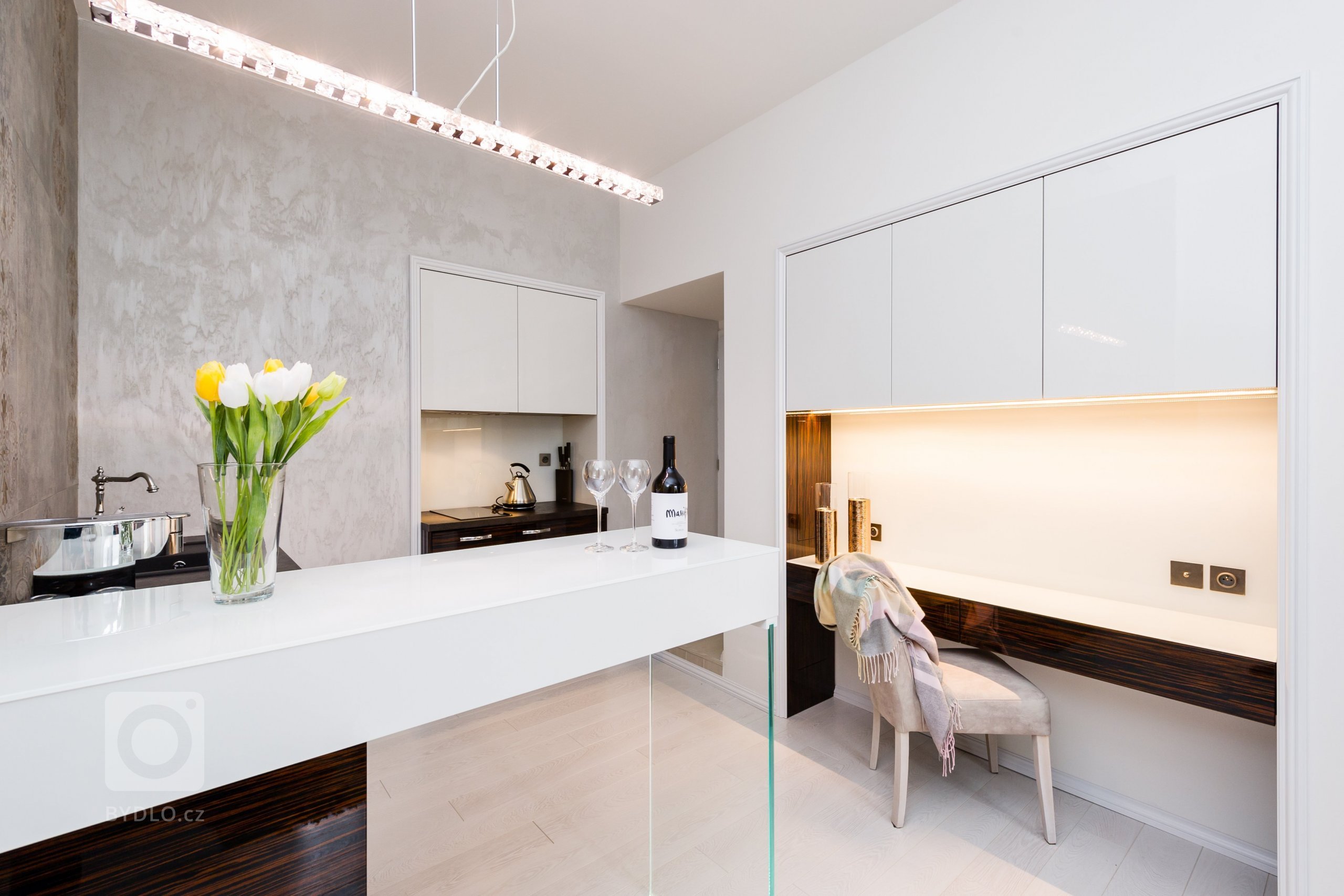 Garsonka je určena pro krátkodobé pronájmy cizincům. A pokud v ní chcete být ubytovaní, naleznete ji i na mezinárodním ubytovacím portálu Air BNB. Na…