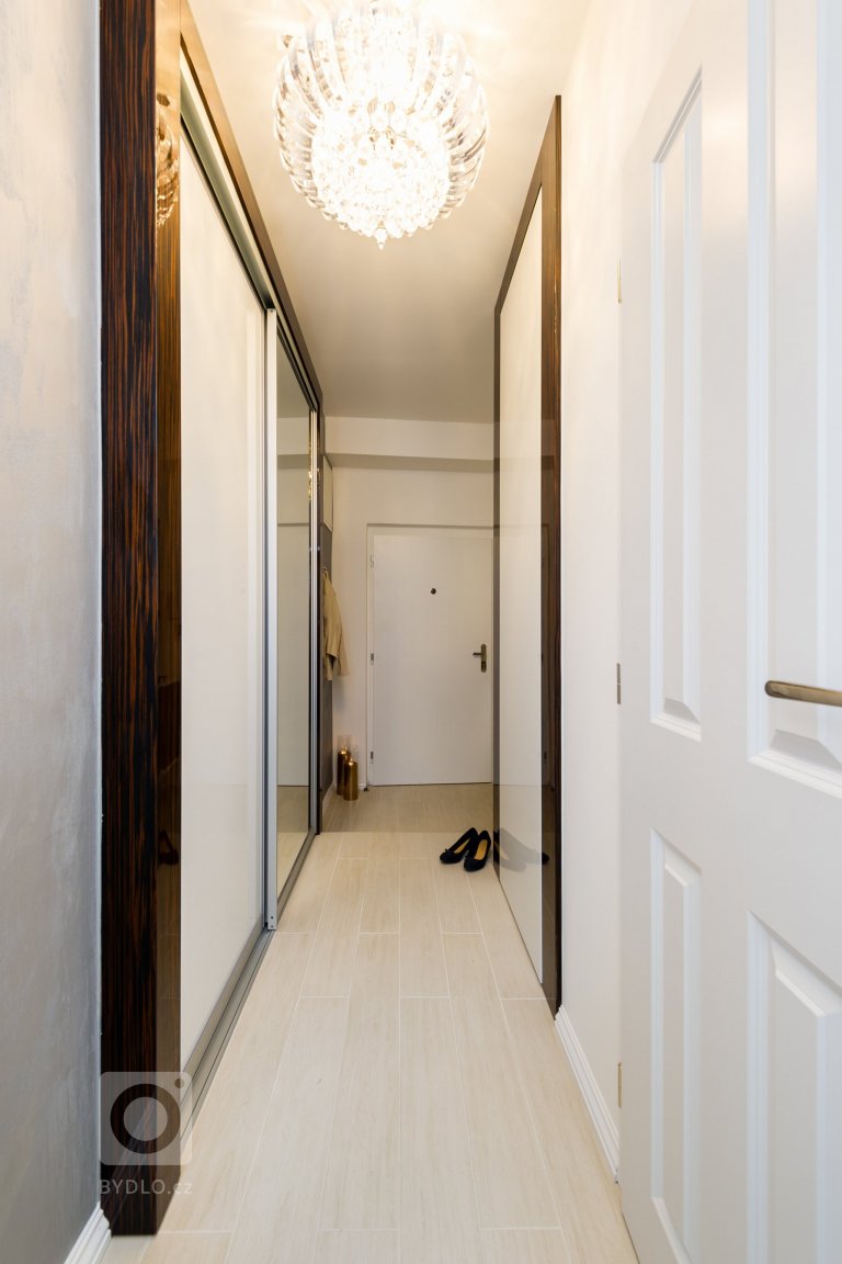 add picture to album