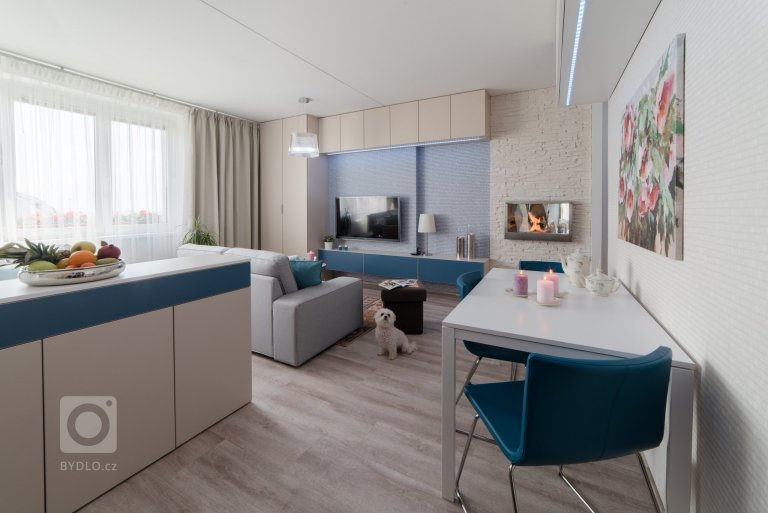 add picture to album