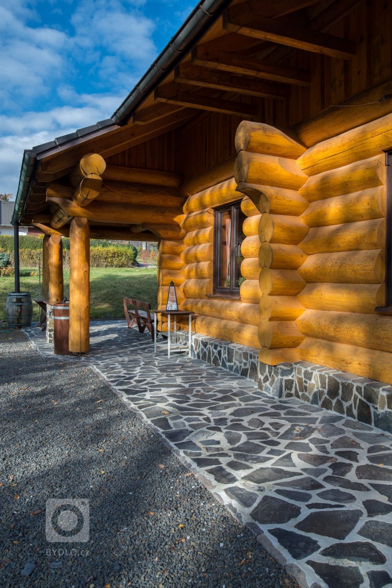 add picture to album