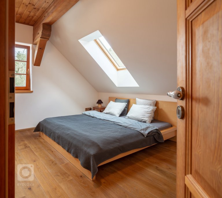 add picture to album