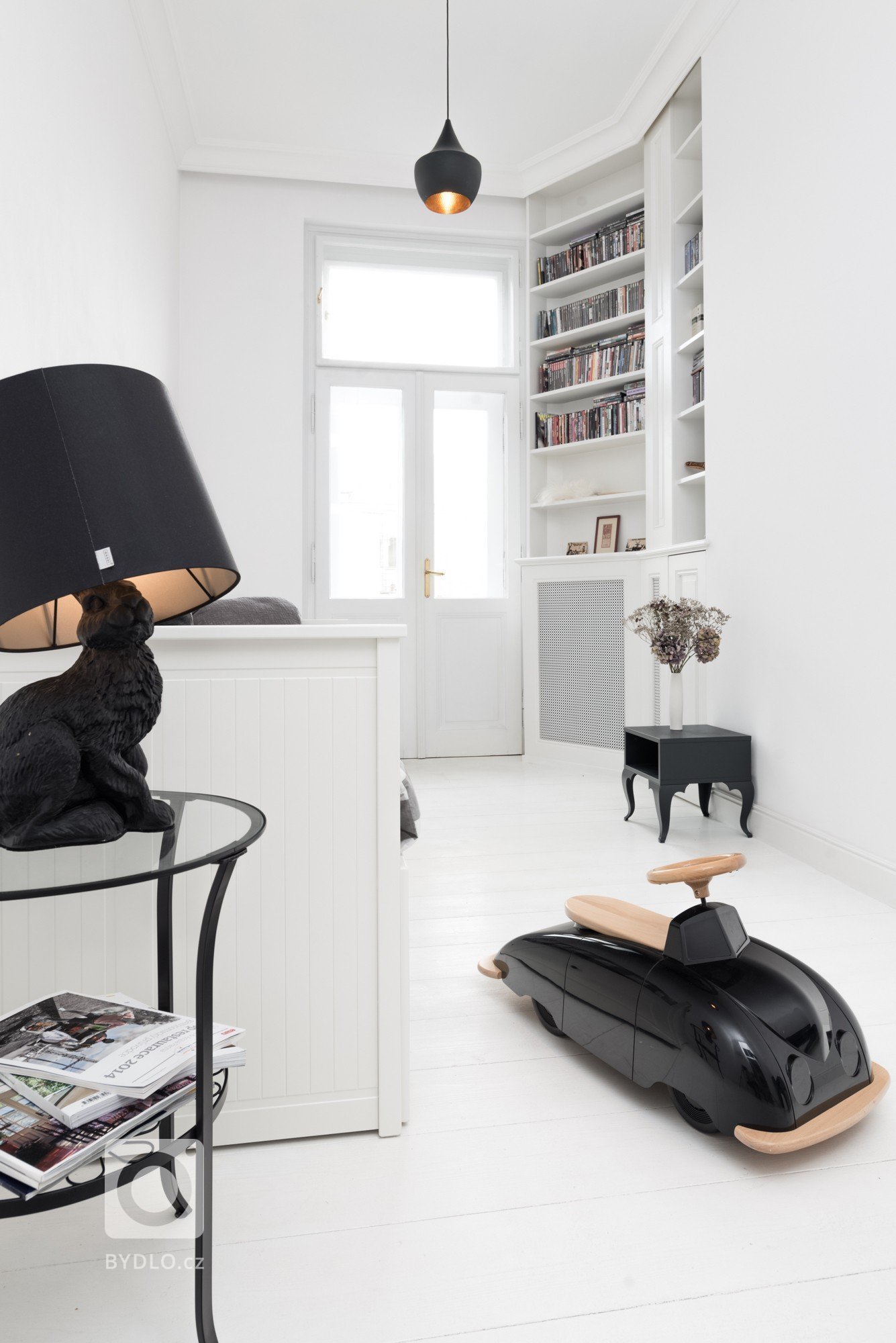 Rekonstrukce bytu v secesním domě

Design: OOOOX| Ing. Arch. Radka Valová, Ing. Arch. Magda Palečková


Dispozice &ndash; původní velkorysý byt za dob…