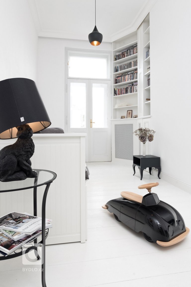 add picture to album