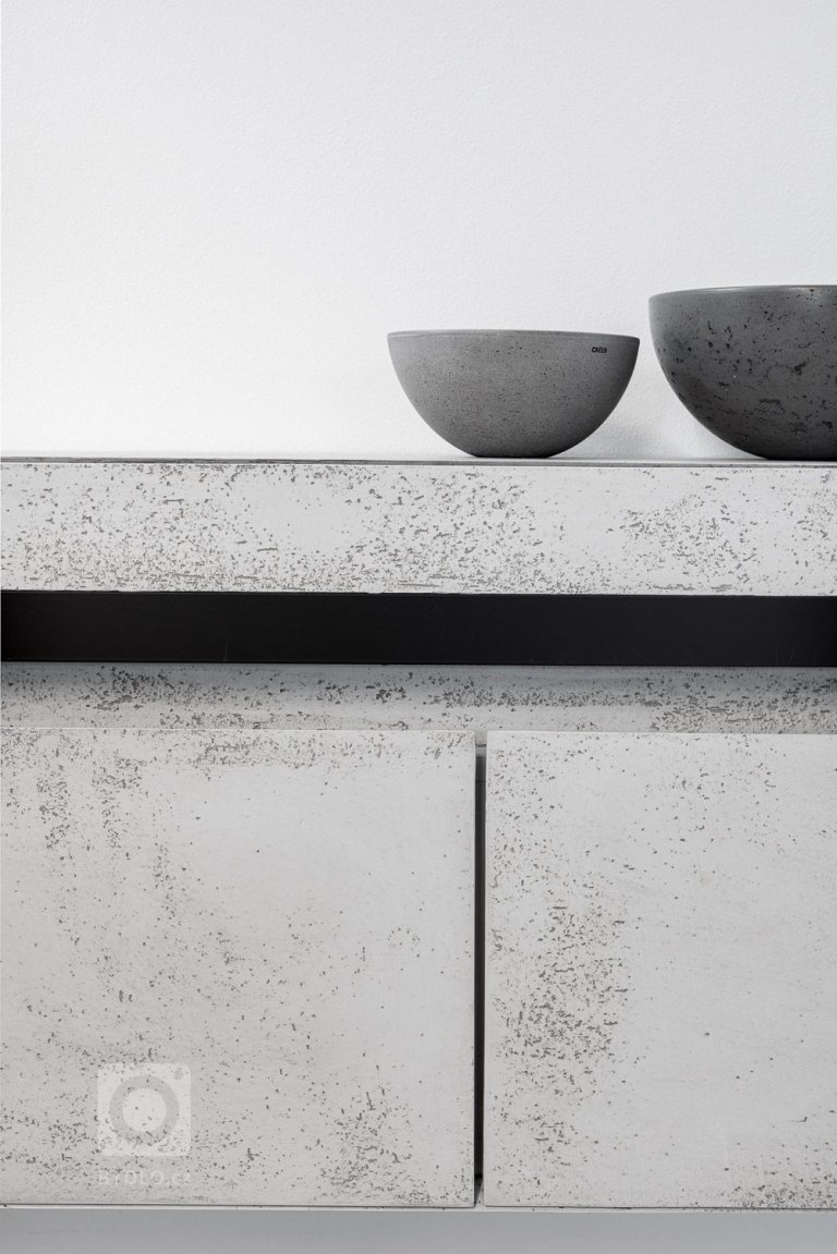 add picture to album