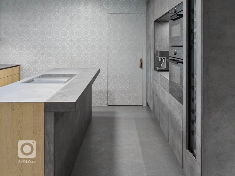 add picture to album