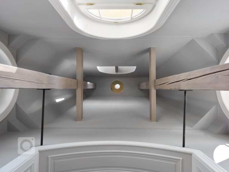 add picture to album