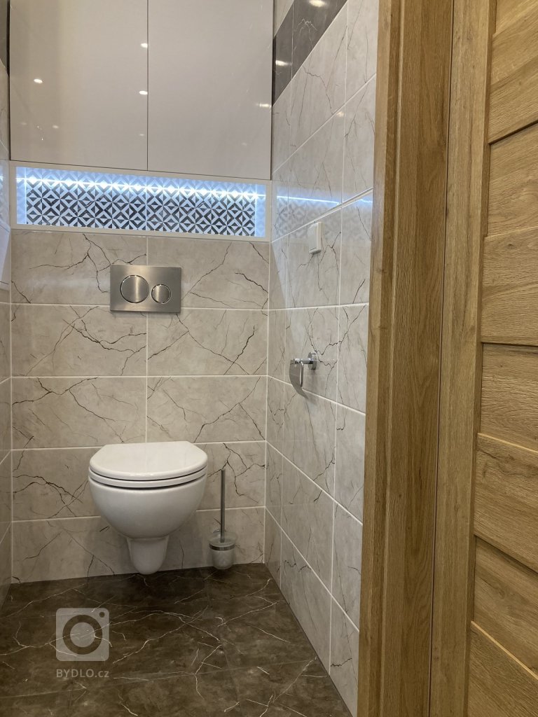 add picture to album