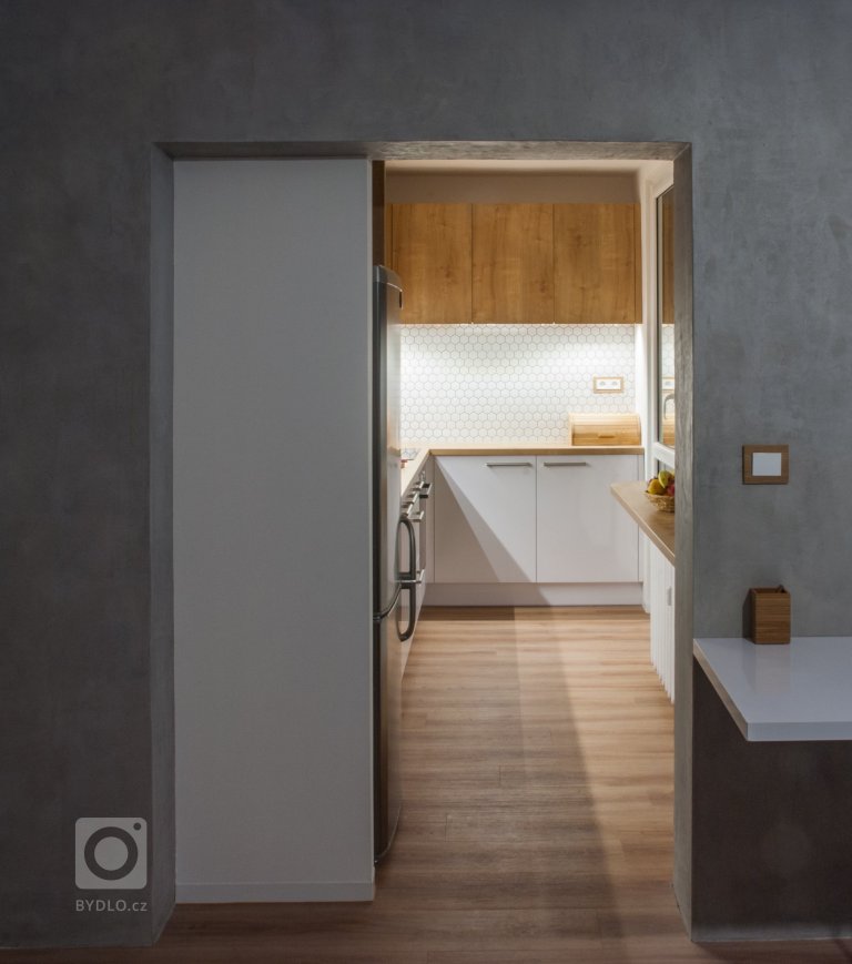 add picture to album